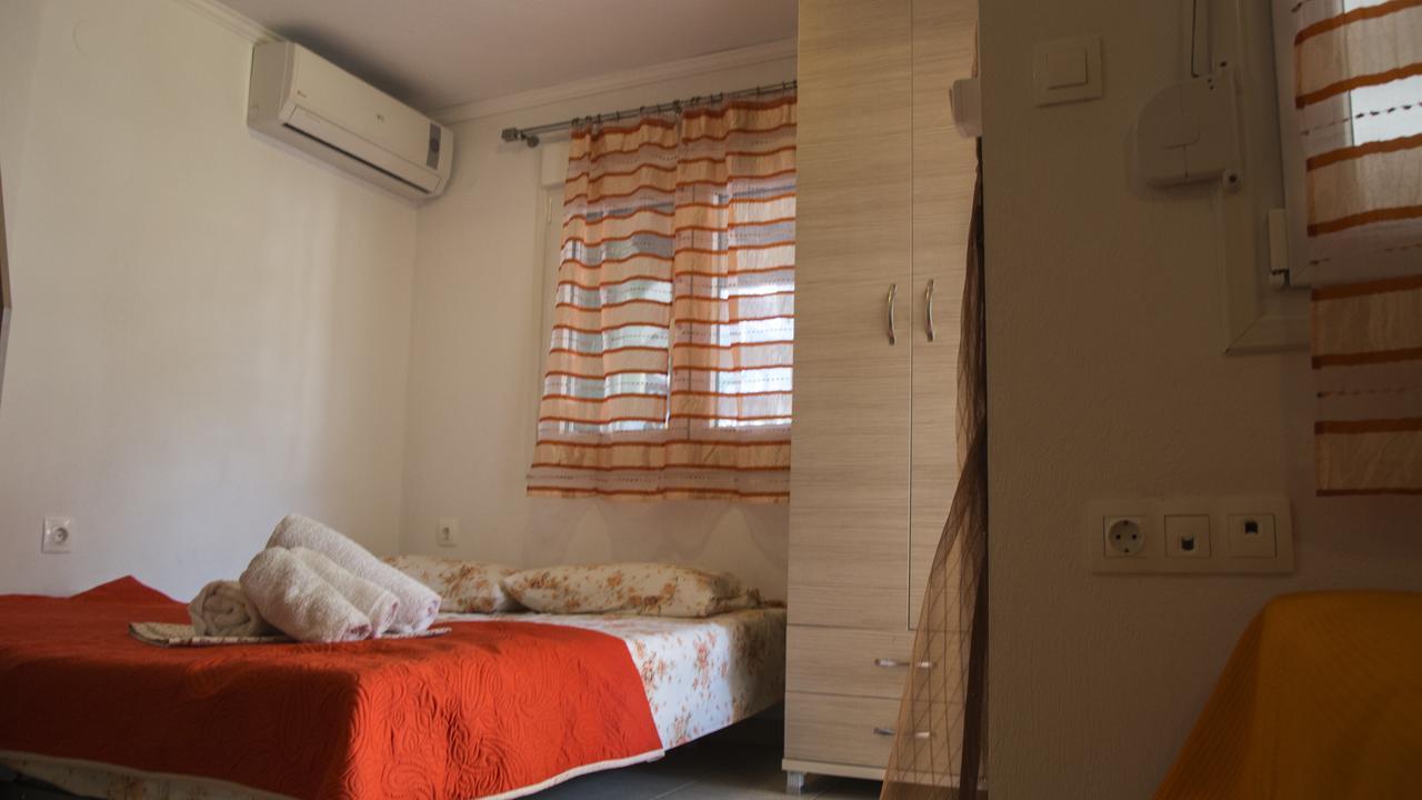 Four Seasons 2 Apartment Paralia Katerinis Bagian luar foto