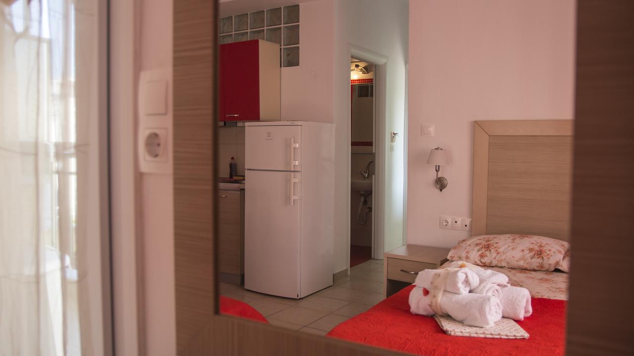 Four Seasons 2 Apartment Paralia Katerinis Bagian luar foto