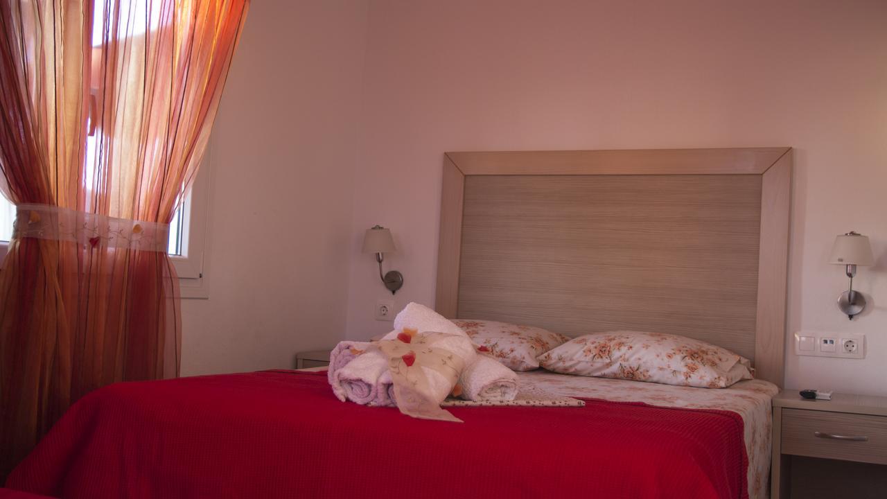 Four Seasons 2 Apartment Paralia Katerinis Bagian luar foto